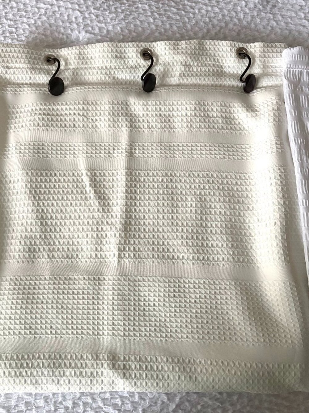 Shower Curtain in Ivory Waffle Weave, 12 black shower hooks & white fabric liner